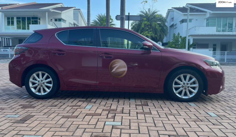 
								2012 Lexus CT200h 1.8 (A) HYBRID full									