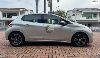 
									2014 Peugeot 208 1.6 (A) VTi full								