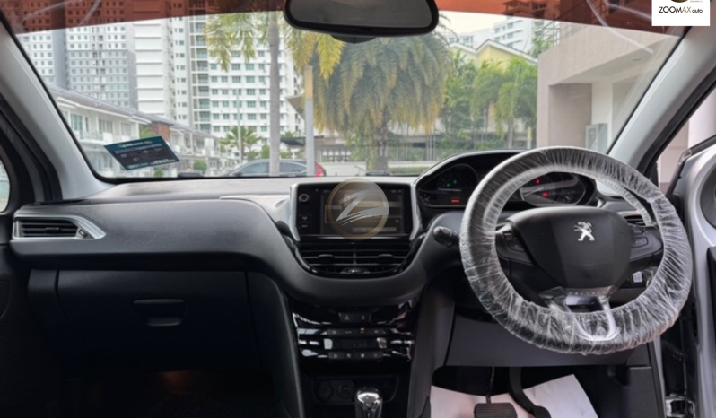 
								2014 Peugeot 208 1.6 (A) VTi full									