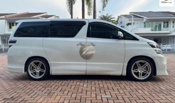 
									2014 Toyota Vellfire 2.4 (A) GOLDEN EYES FACELIFT full								