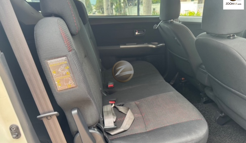 
								2016 Perodua Alza 1.5 (A) SE FACELIFT full									