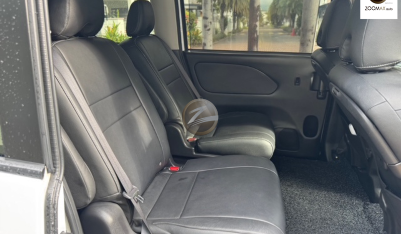 
								2019 Nissan Serena 2.0 (A) PREMIUM HIGHWAY STAR full									