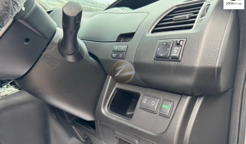 
								2017 Nissan Serena 2.0 (A) S-HYBRID HIGHWAY STAR full									