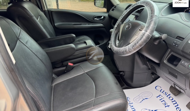 
								2017 Nissan Serena 2.0 (A) S-HYBRID HIGHWAY STAR full									