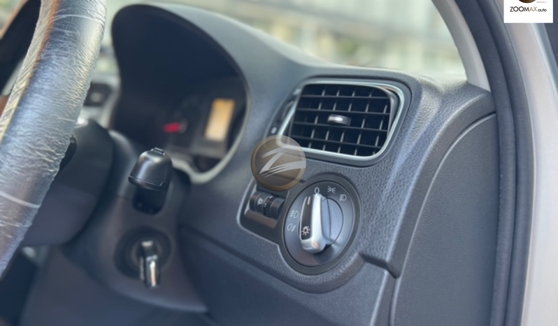 
								2015 Volkswagen Polo 1.6 (A) full									