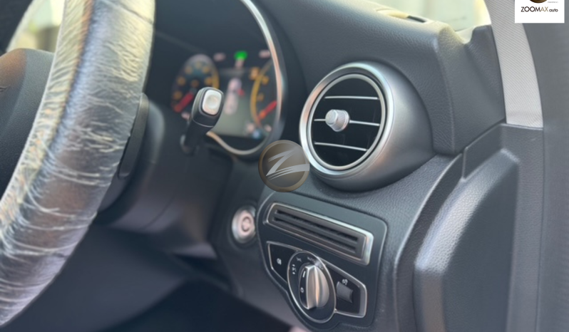 
								2019 Mercedes Benz C200 1.5 (A) AVANTGRADE FACELIFT full									